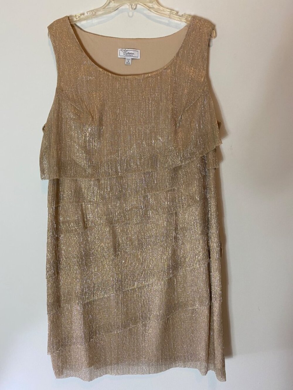 Dressbarn Gold Metallic Tiered Sleeveless Dress Size 18